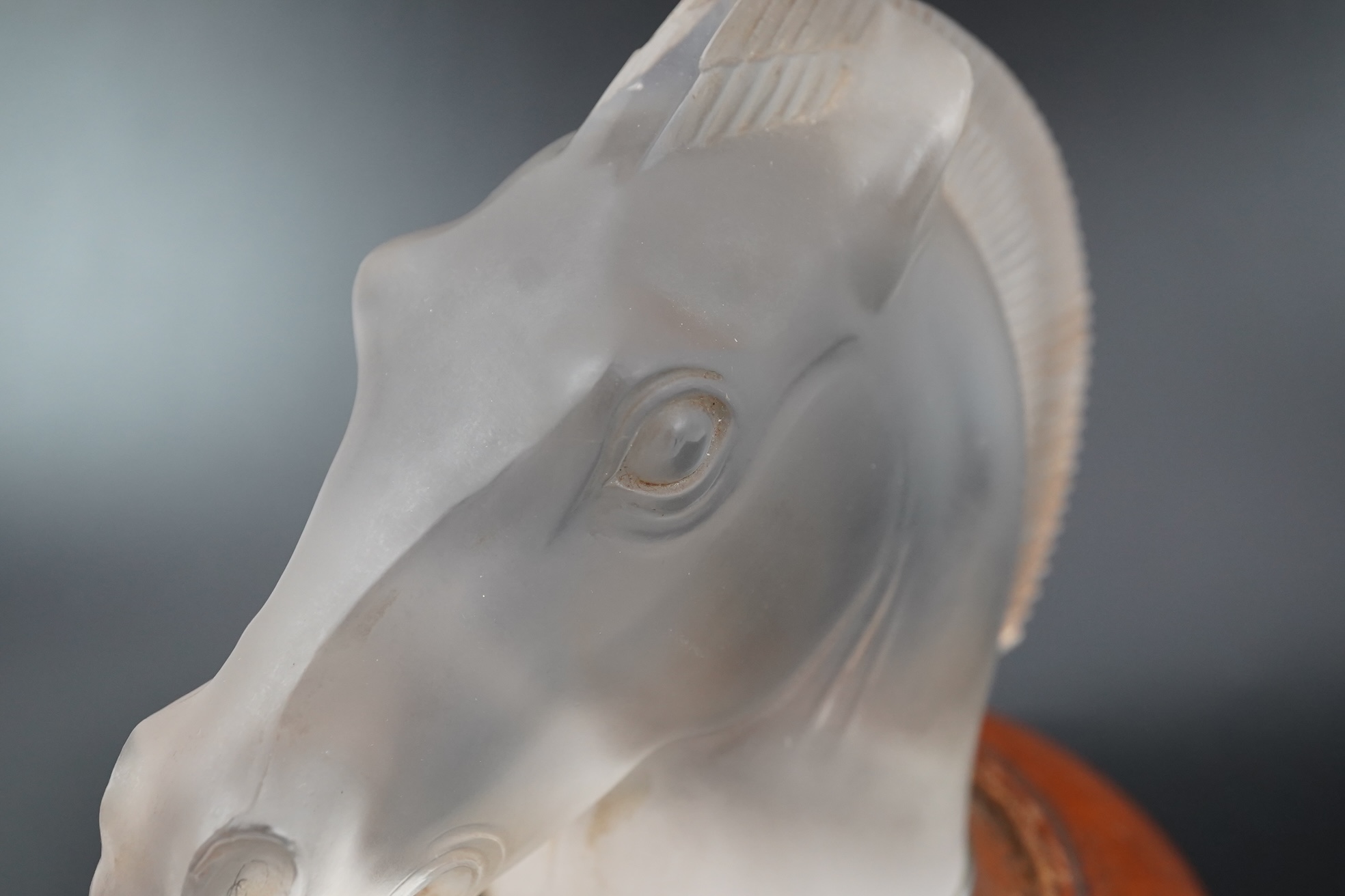 René Lalique: A 'Longchamp A' car mascot